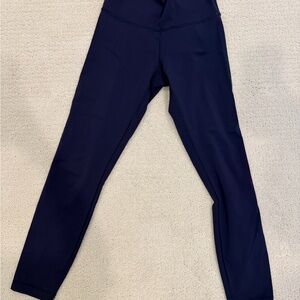 Lululemon Navy Blue Leggings- Size 6, 28 inch inseam